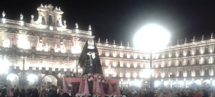 Procession, Pâques, Espagne, Christ, croix, Marie, Vierge, nuit, bâtiments illuminés
